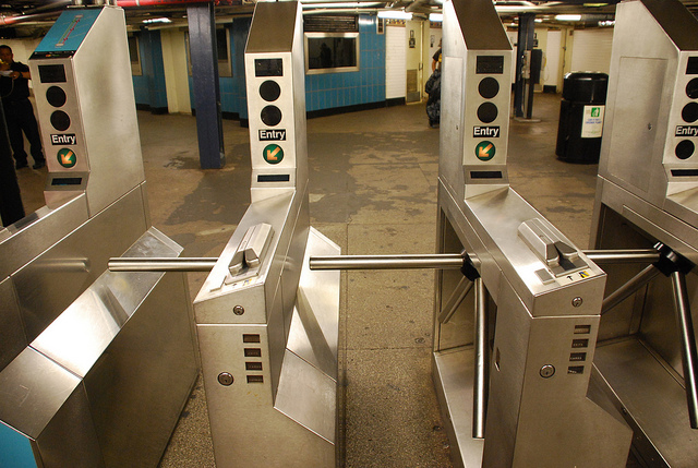 Exploring MTA Turnstile Data - Ming Tang